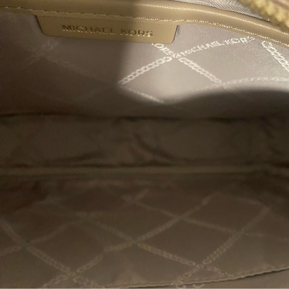 Michael Kors  Logo Jet Set Ballet MD Camera Bag Camel and Brown NWT - Picture 6 of 11